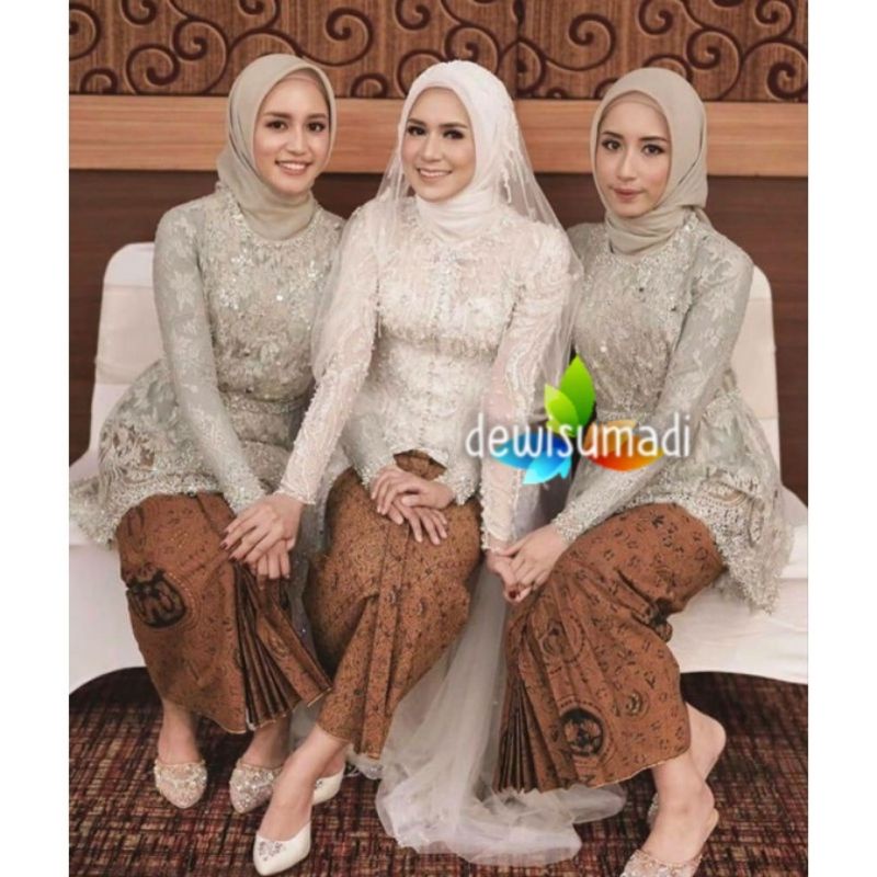 Jarik Wiru Instan Cewek /Jarik Sudah Jadi