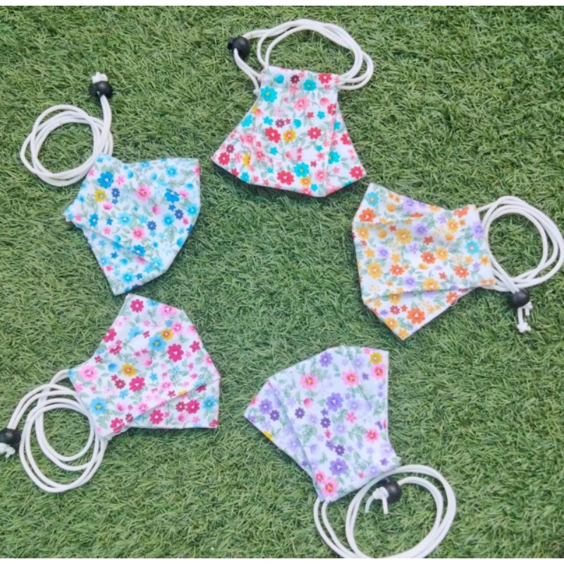 Masker Kain Origami 3D Motif BUNGA DASAR PUTIH