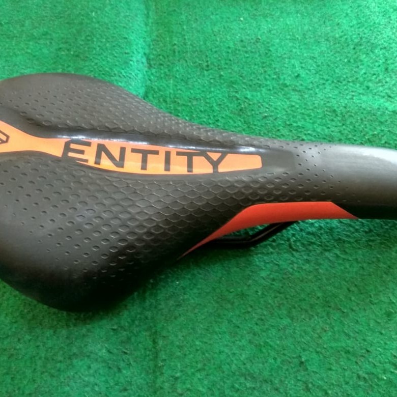 Sadel Sepeda Entity bekas Xtrada 6