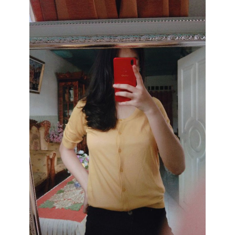 preloved kaos uniqlo