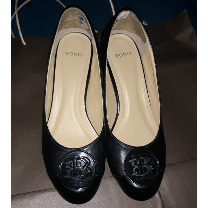 Sepatu Wedges Bonia Preloved