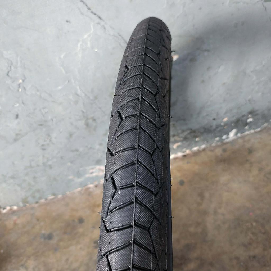 Ban Luar Sepeda BMX Lipat Mini 20 x 1.95 Swallow Lizard ETRTO 54-406