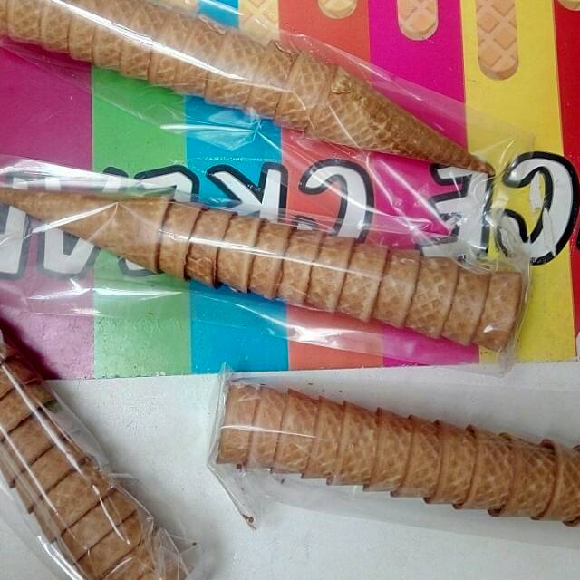 

Sugar Cone Ori Ice Cream / cup es krim waffle manis