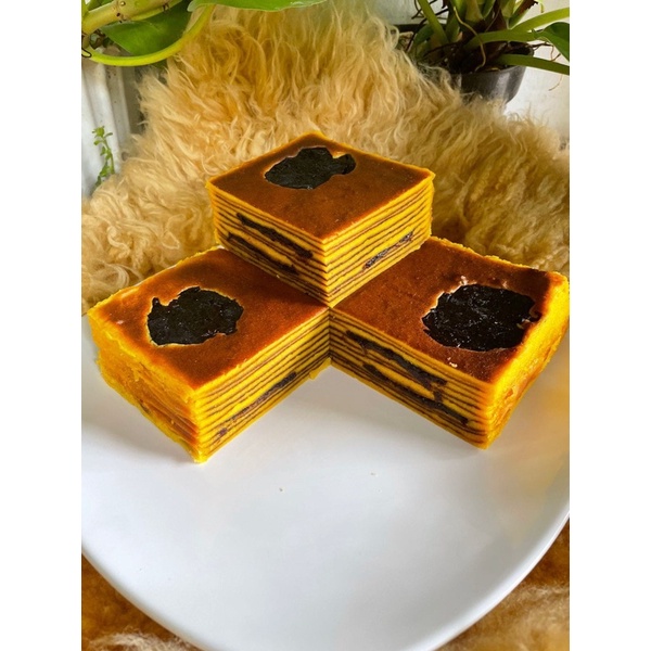 

Kue Lapis khas Pontianak