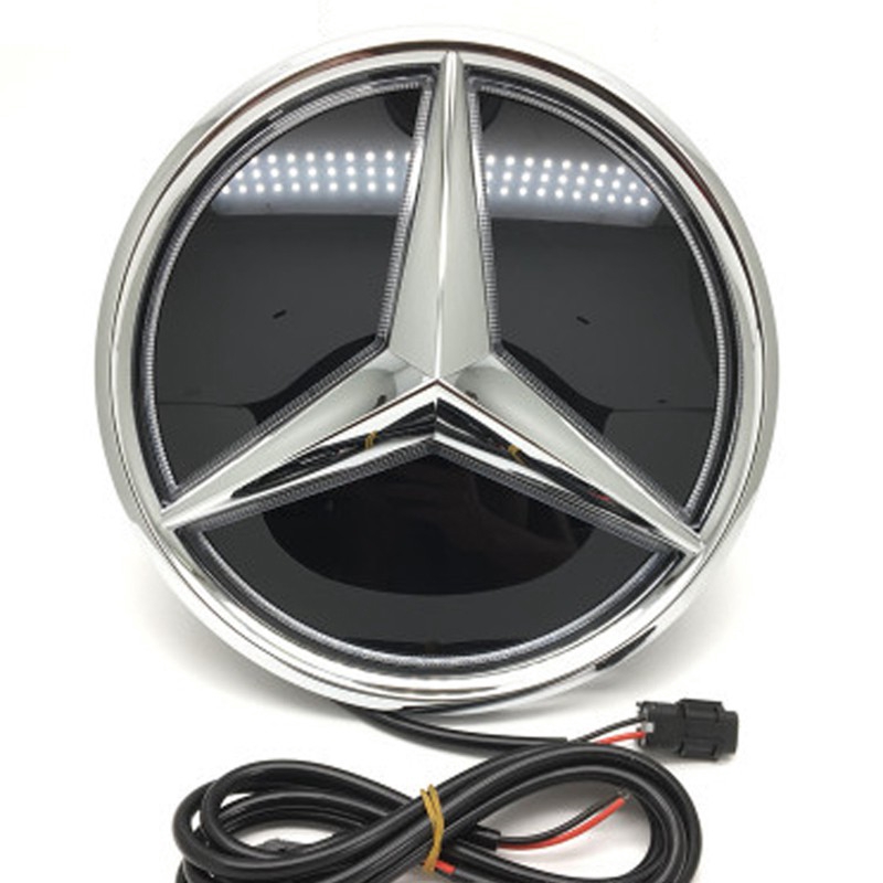 Stiker Emblem/Badge Night Knight Dengan Lampu Led Untuk Mobil Mercedes Benz W156 W204 W205 W210 W211 W212 W213 C Class Gla ml Glc