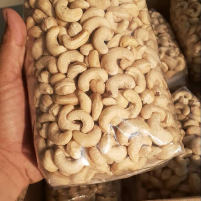 

KACANG METE asli wonogiri