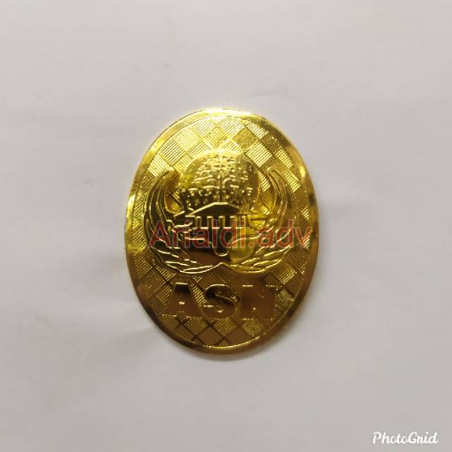 Pin korpri kuningan sepuh emas -MAGNET
