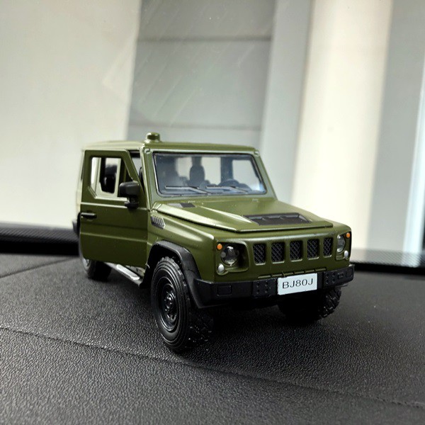 Pajangan MOBIL ARMY BJ80J Miniatur Parfum Parfume Pewangi Mobil