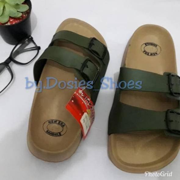 Koleksi Terbaru Sandal  Karet  Pria  Ban Dua Sendal Model 