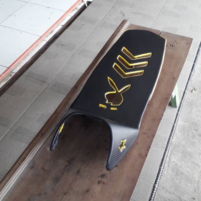 Jok slim vixion old variasi lubang plaiboy