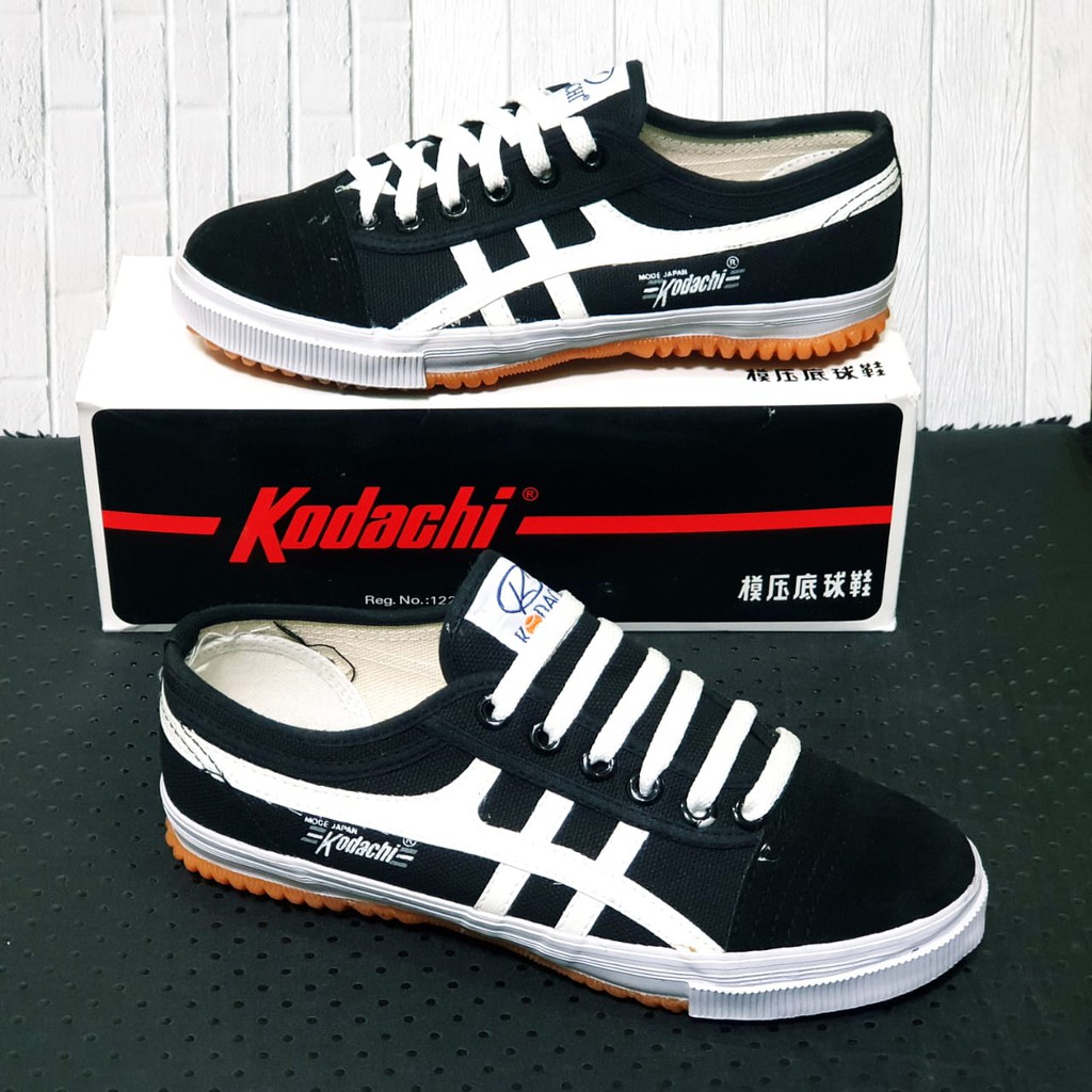 SEPATU SEKOLAH KODACHI 8172 HITAM PUTIH -SEPATU SEKOLAH KODACHI -SEPATU CAPUNG -KODACHI 8172 HITAM