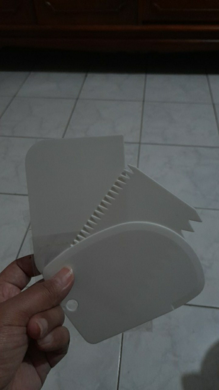 3pcs/set Scraper Dengan Gerigi Asimetris Untuk Penghias Buttercream / Icing Kue