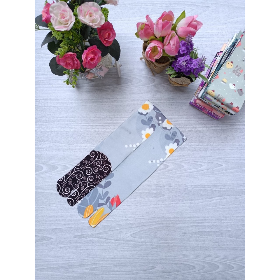 KAOS KAKI PRINTING MUSLIMAH DEWASA VERSI TELAPAK HITAM / KAOS KAKI JEMPOL PRINTING KAOS KAKI MUSLIMAH MOTIF-Motif 6
