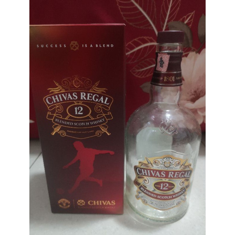 Botol bekas Chivas Regal