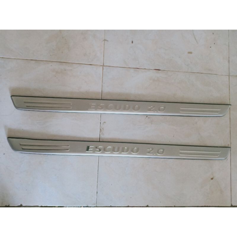 Sillplate mobil Suzuki Escudo 2.0