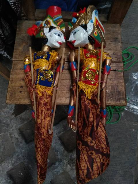 TERMURAH! SEPASANG WAYANG GOLEK RAMA SHINTA BATIK 3D COUPLE 30x8 cm PAJANGAN HIASAN DEKORASI DINDING