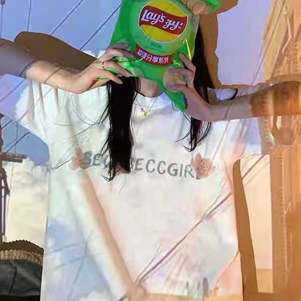 THISTLE - Oversize Tee Tshirt Wanita Model Longgar Motif Blossom Depan Belakang