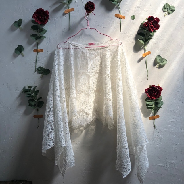 Preloved cape brokat