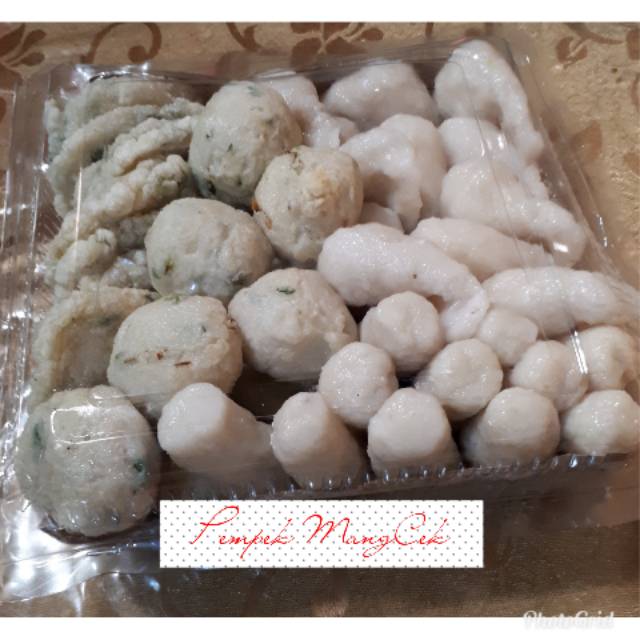 

Pempek campur pahe 1