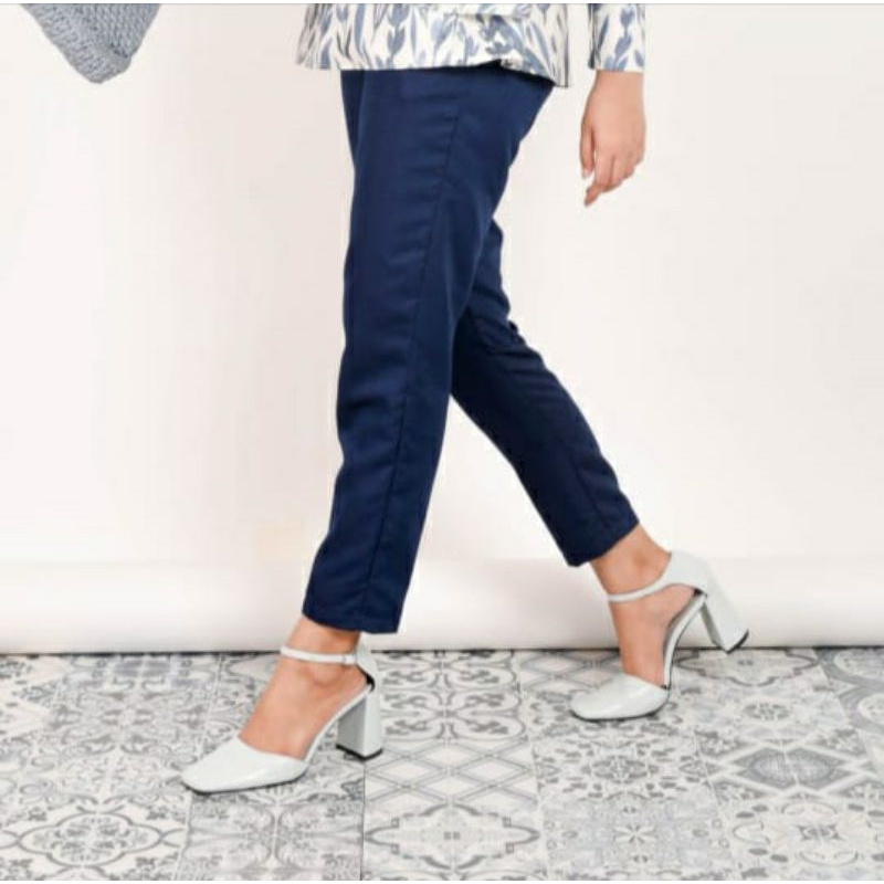 NEW Sideline x Nyonya NW Louisa Pants Navy Foliate Series