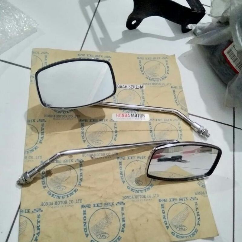 spion Honda c50 C70 c90 pispot S90 Castrol nos