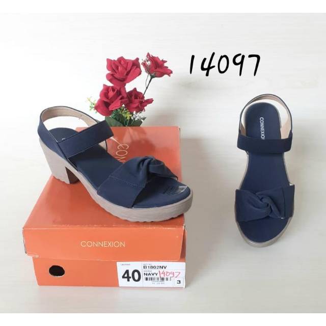  Sandal Wanita Connexion  Original Murah Empuk 100 000 