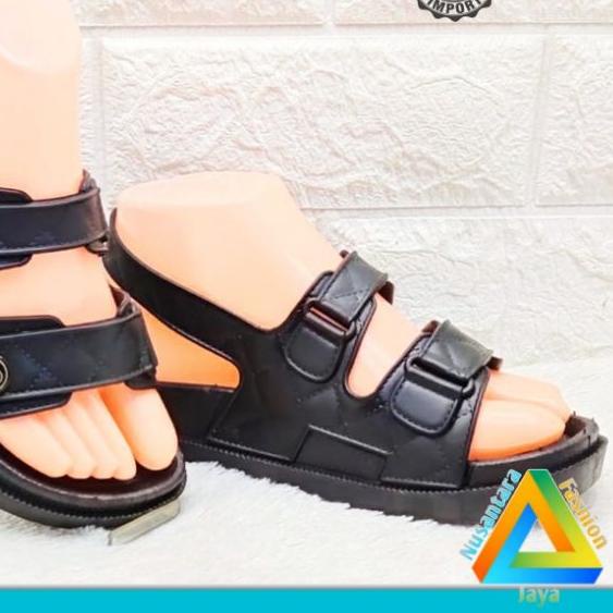 Sandal Gunung Kekinian - Sendal Wanita Kekinian - Sandal Balance T 1728