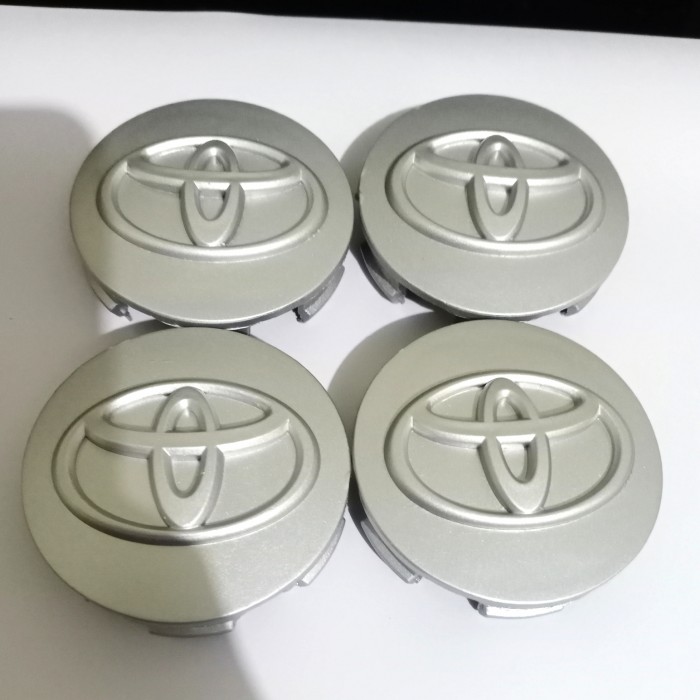 Dop Velg Tutup As Roda Mobil Toyota Avanza Rush