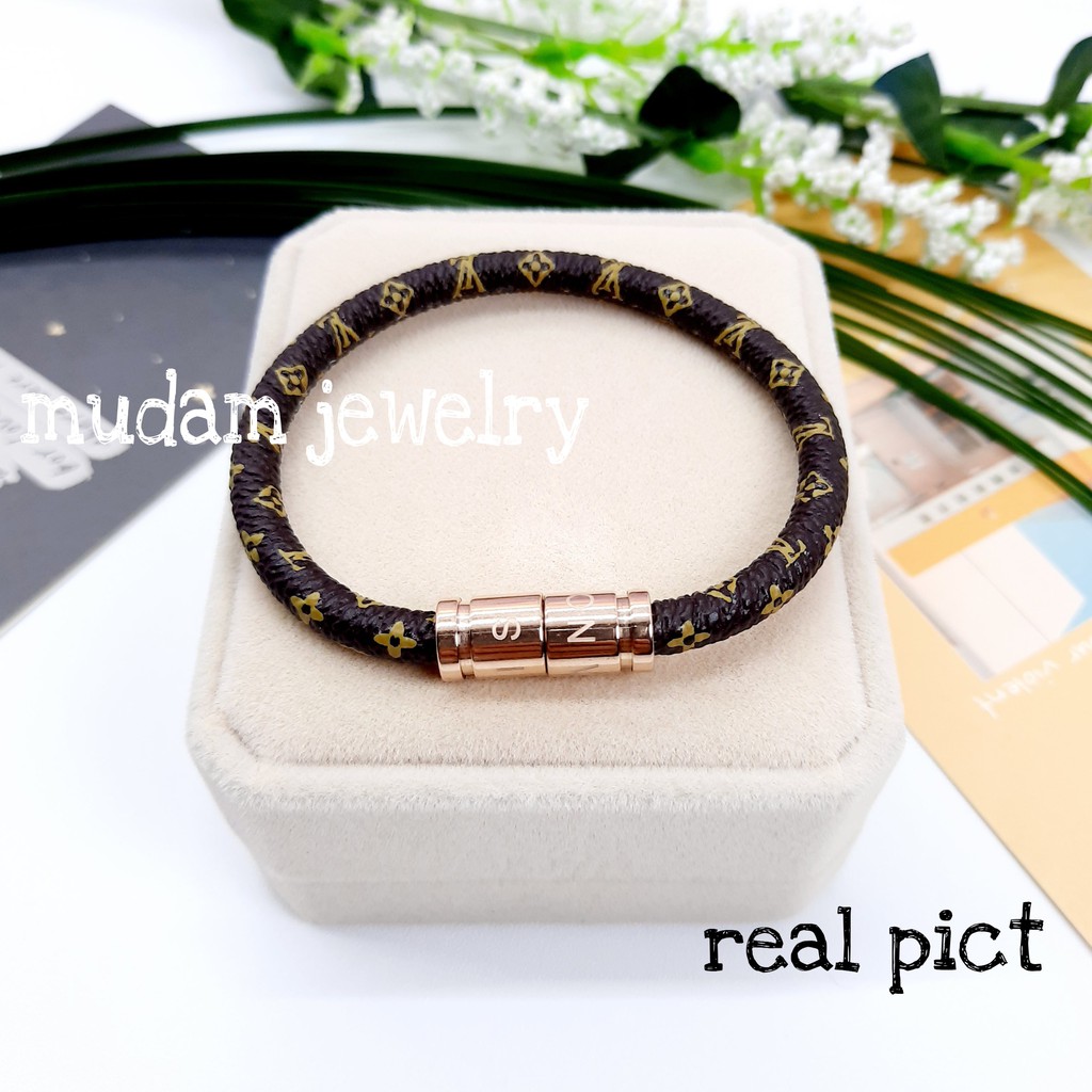 Gelang Model Kulit L* Mono dan Combinasi Magnet Tersedia Warna Gold dan Rose Gold