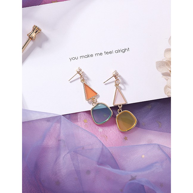 LRC Anting Tusuk Fashion Color Asymmetric Contrast Translucent Drop Ear Studs F56867