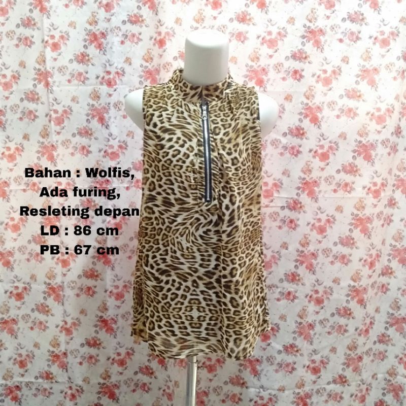 Atasan Motif Macan