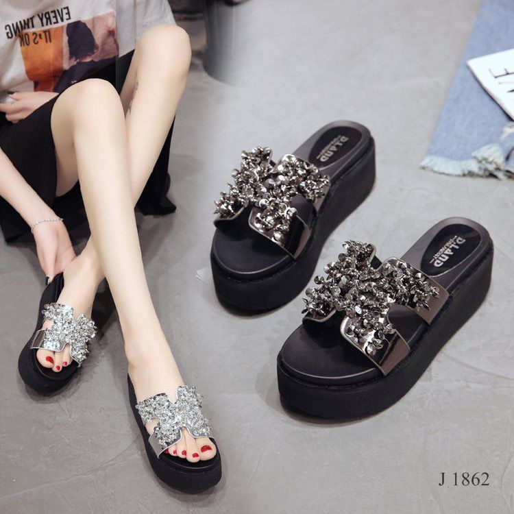 SANDAL WEDGES MANIK WENDA 1862