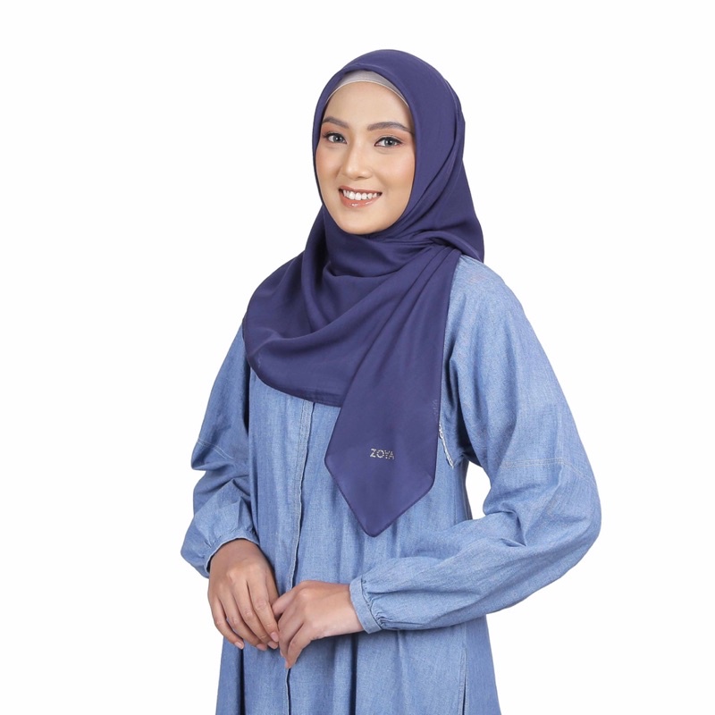 ZOYA KERUDUNG SEGI EMPAT POLOS DEFNE PLAIN SCARF