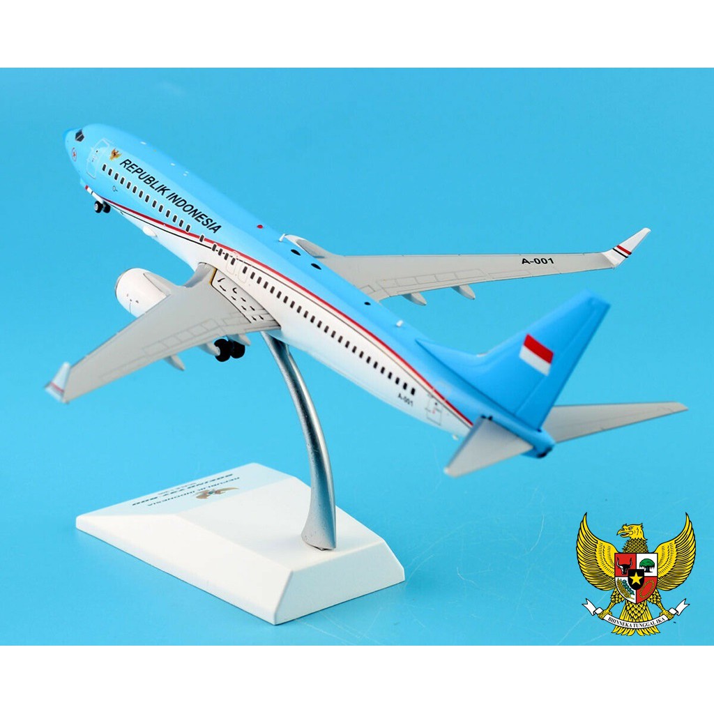 Diecast Pesawat Kepresidenan RI 1 (BBJ2) JC Wings 1/200 Boeing 737