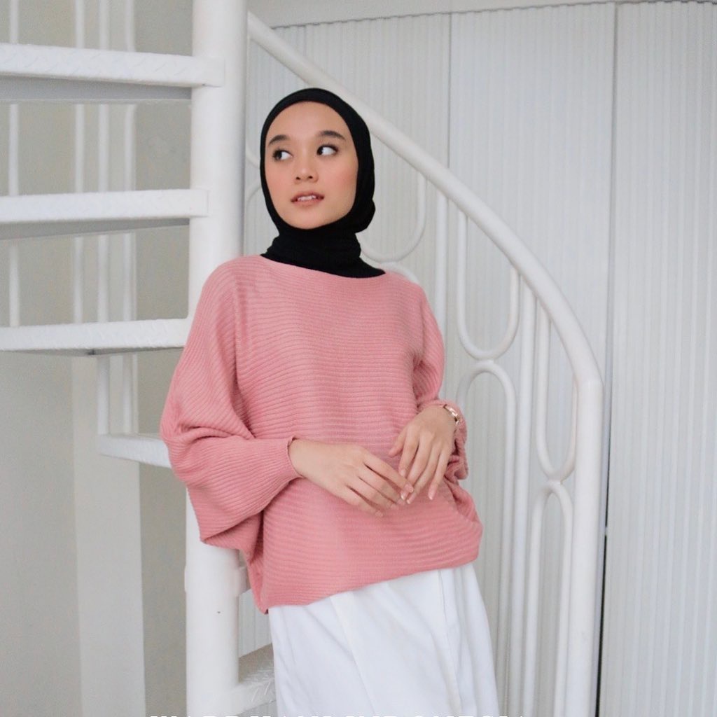 Lasperal Batwing Rajut / Sweater Batwing Rajut Oversize / Baju Rajut Oversize Premium