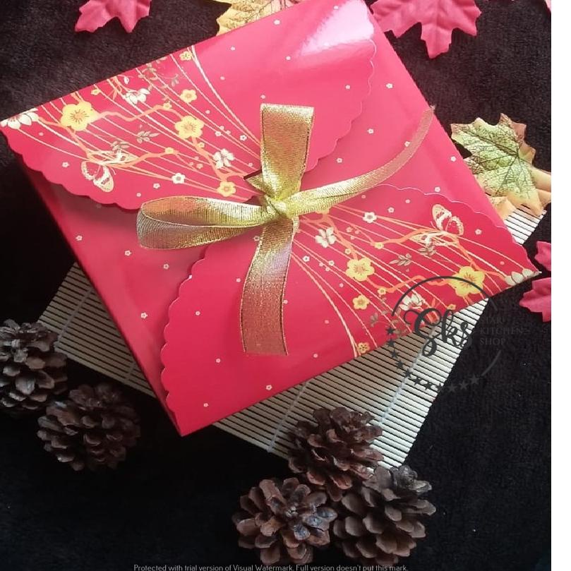 

Ready Box / Dus Mooncake 20x20x8,5 cm Red Flower (CB 202085 R) ad ➴ (Best Product)