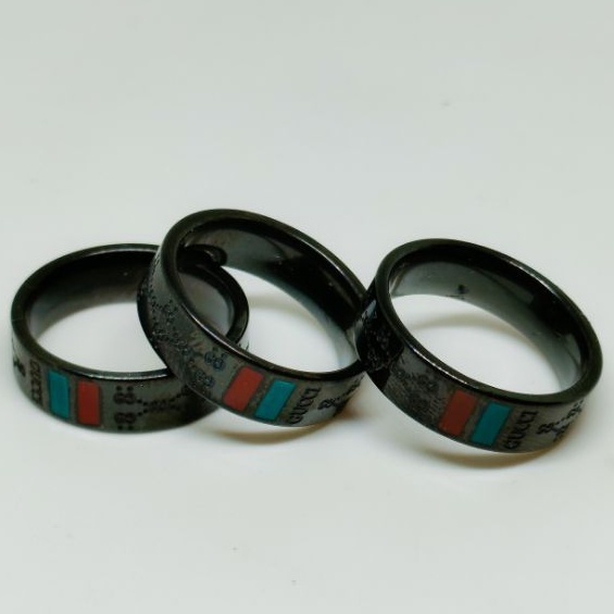 cincin titanium model Gucci black/hitam untuk pria wanita terpopuler----CC572/2