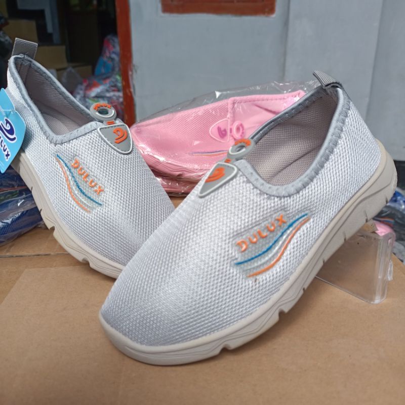 Sepatu Olahraga Anak SD Ob Murah Laki-laki Perempuan Bx 7002C