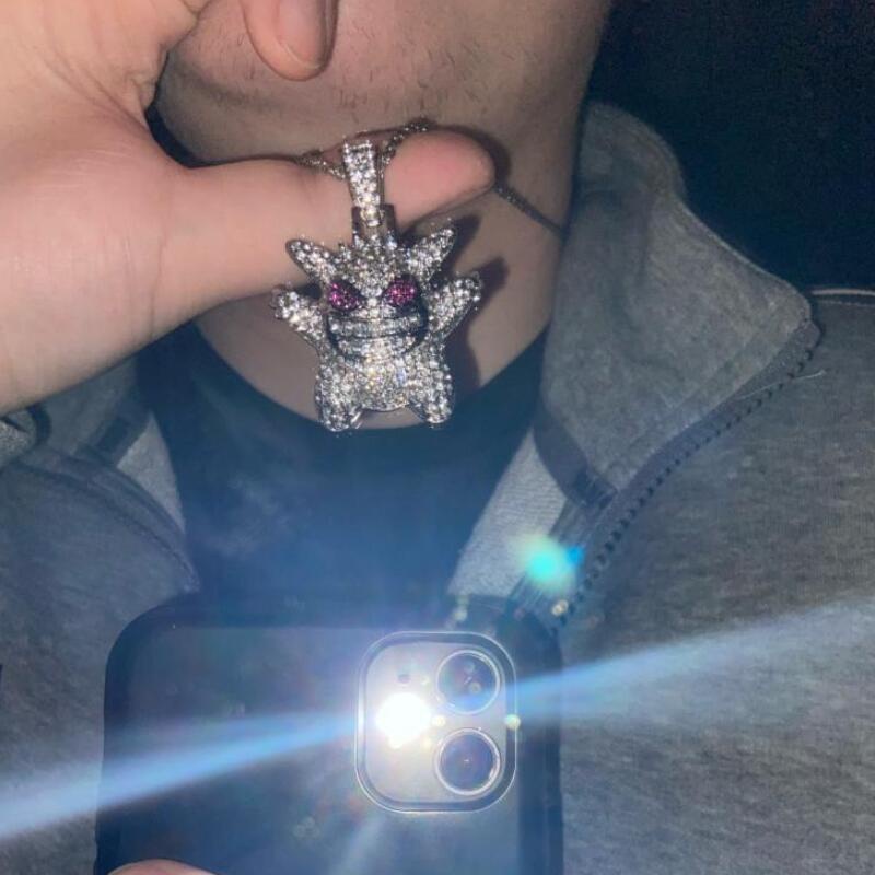 Kalung Liontin anime micro-encrusted zircon Gaya hip hop Untuk Hadiah