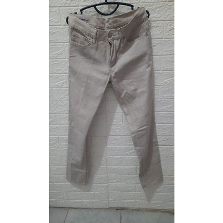 Preloved Celana Chino Edwin Jeans