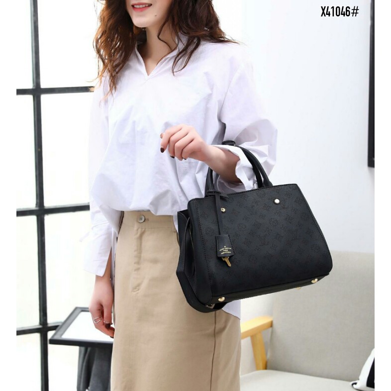 High Premium LV Louis Vuitton Montaigne Mahina Bag X41046