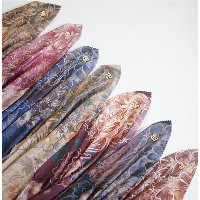 crayola scarf heaven lights