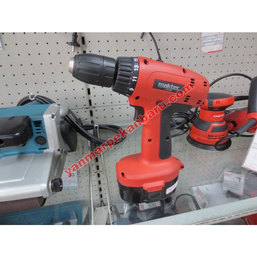 Mesin Bor Baterai 18V Maktec MT 065 SK2