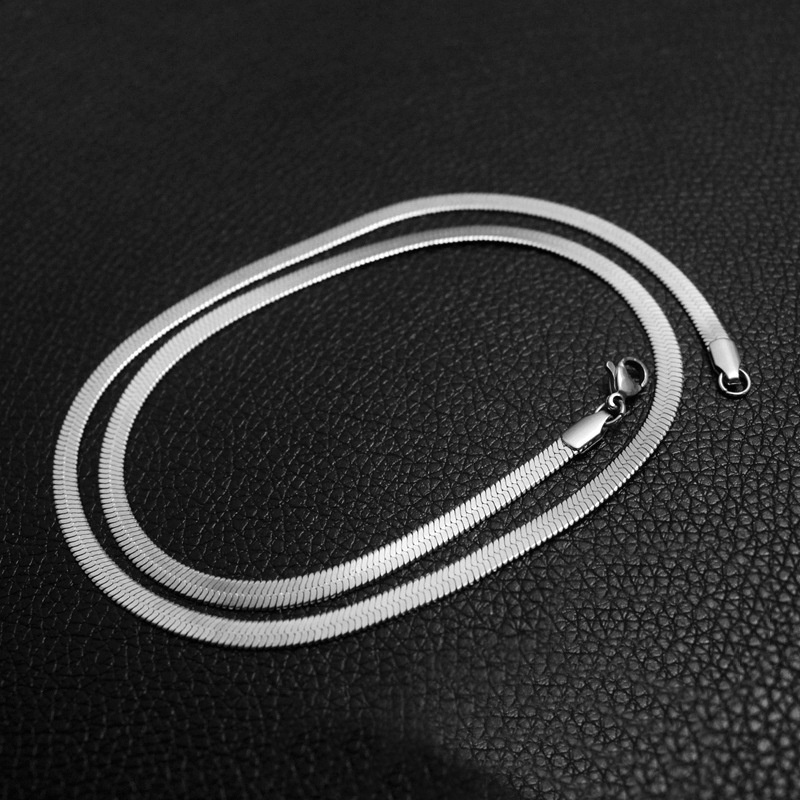 AZ195 Kalung Titanium Rantai Pipih Pria Dan Wanita Acecoris Fashion Pengganti Emas Anti Karat Tidak Luntur