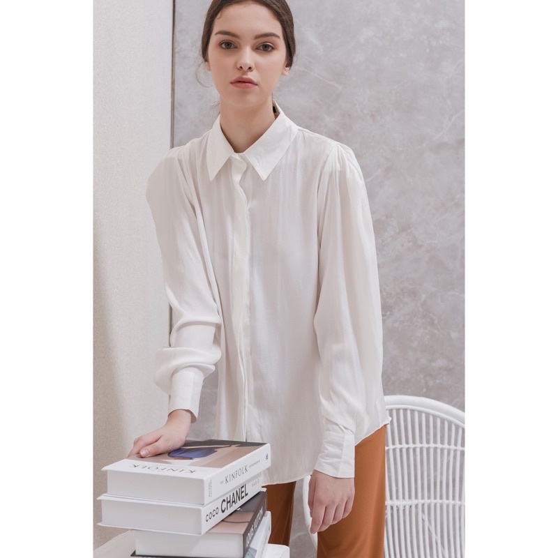 Benang Jarum x Buttonscarves White Aimer Shirt S