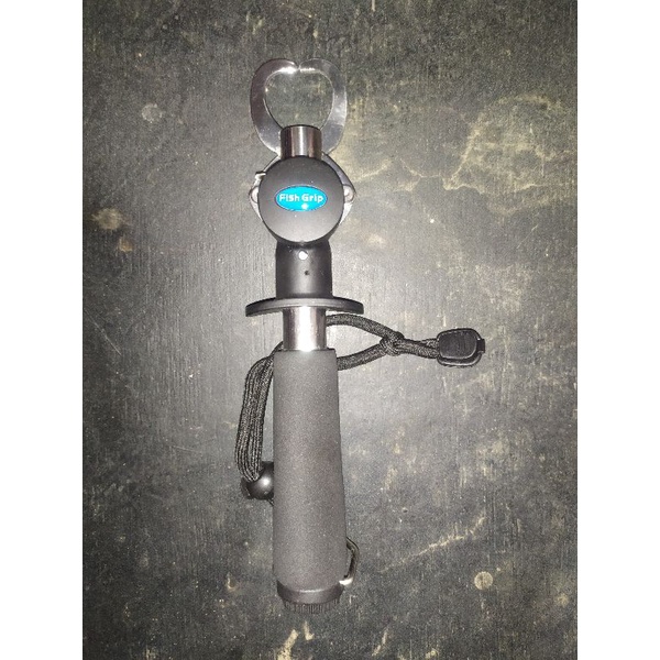 Fish Lip Grip Timbangan + Meteran