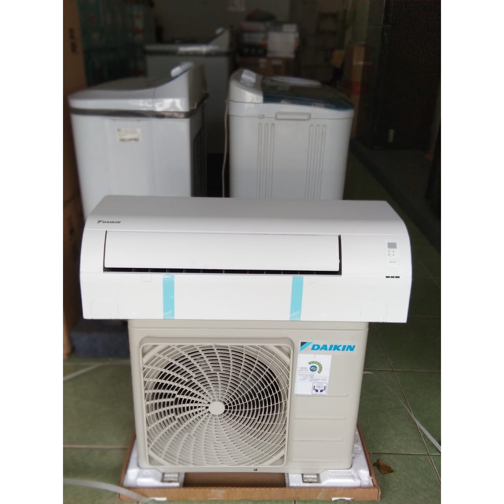 AC Daikin 1/2pk Malaysia FTP15 (+Pasang dan material)