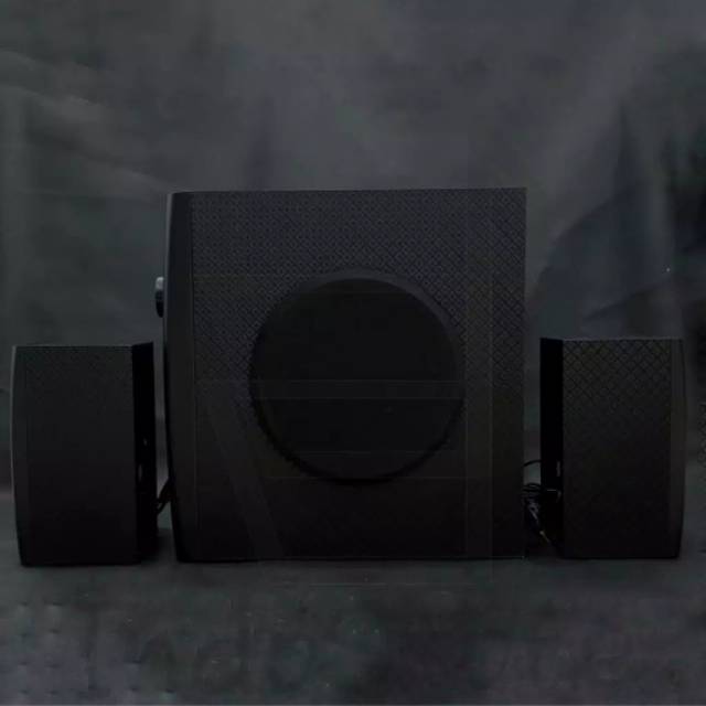 Speaker advance M8200fm