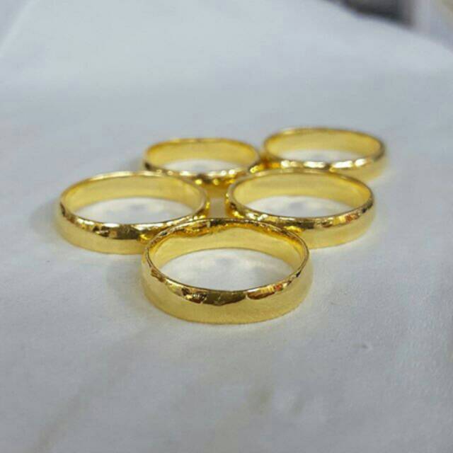 Perhiasan Cincin Kawin Polos Lapis Emas 24K