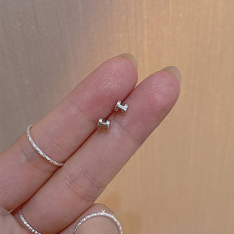 Anting Tusuk Sterling Silver 925 Desain Huruf H Mini Simple Untuk Wanita